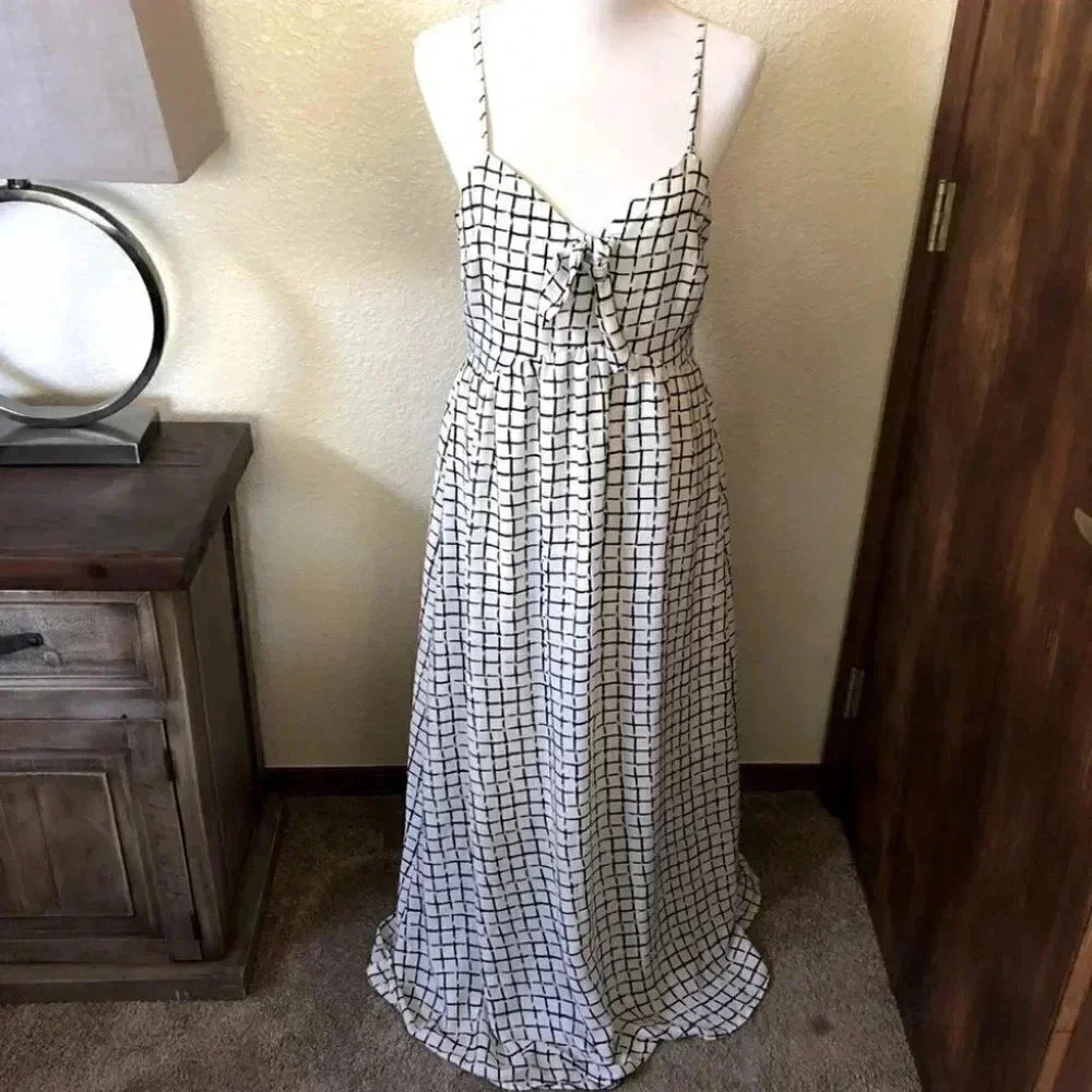 moon Black and White Maxi Dress Long Plaid Gingham Window Pane Tie Front: M